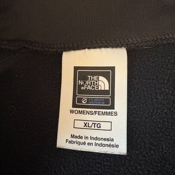 North Face Quaterzip Sweater - Picture 4 of 6